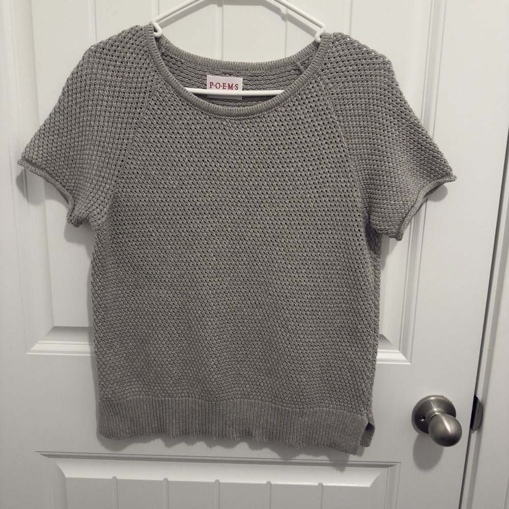 P.O.E.M.S Barcelona Women's‎ Gray Short Sleeve Sweater Size S/M